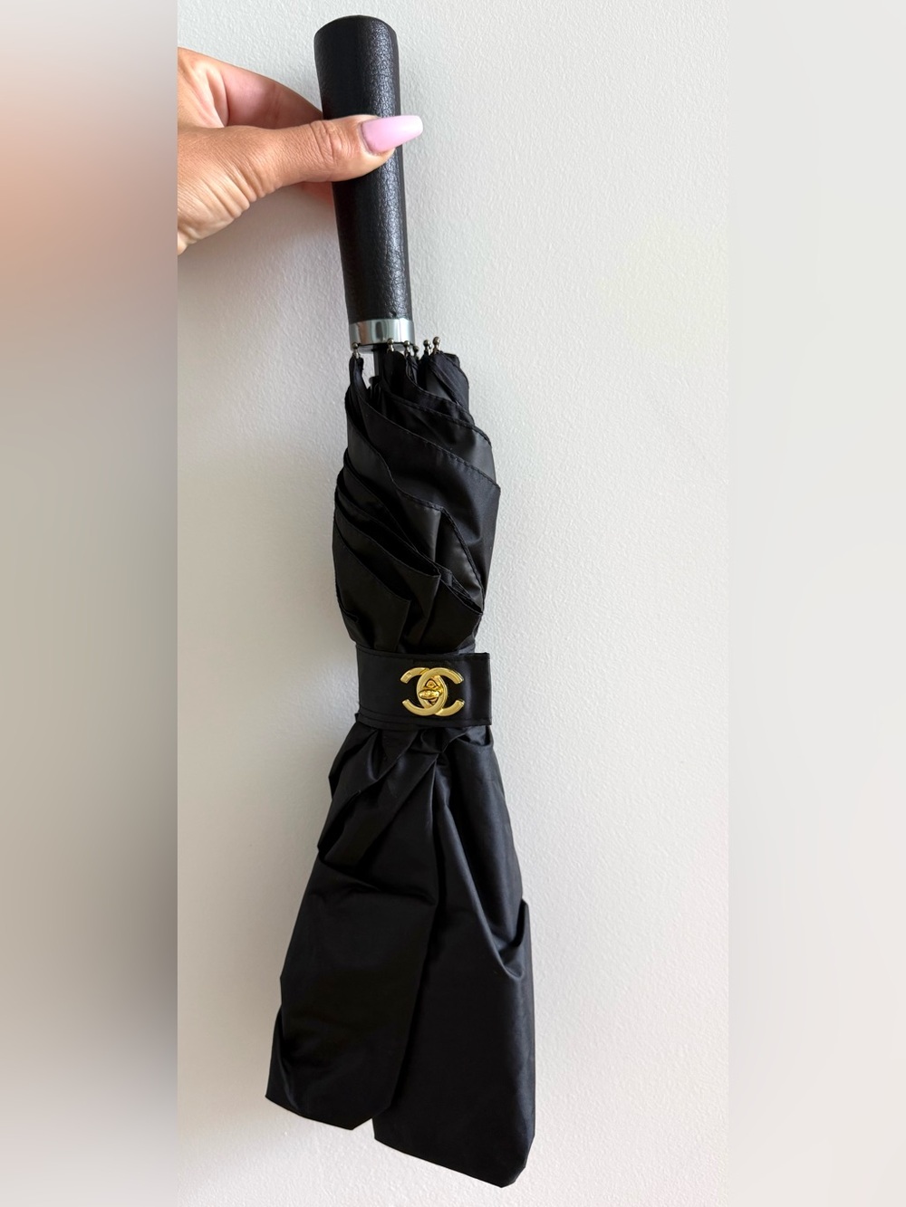 CHANEL Black Umbrella with Gold CC Emblem